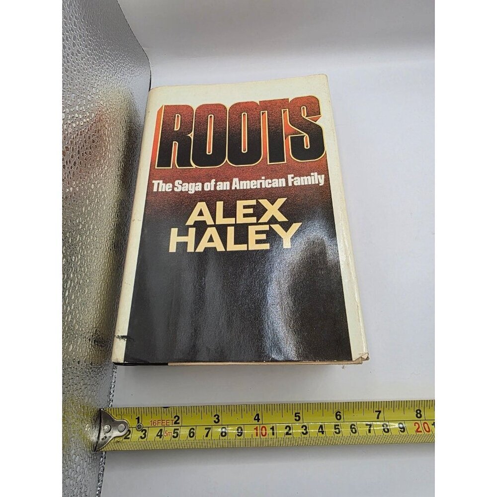 Roots The Saga of an American Family Alex Haley 1976 Book Club Edition Hardcover